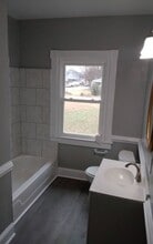 136 W Westover Ave in Colonial Heights, VA - Building Photo - Building Photo