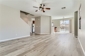6171 Sierra Blue Ct in Las Vegas, NV - Building Photo - Building Photo
