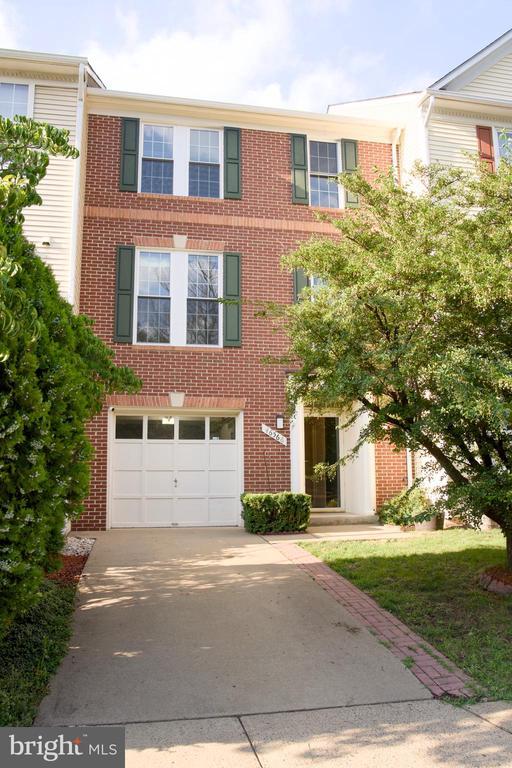 property at 46566 RIVER MEADOWS Ter