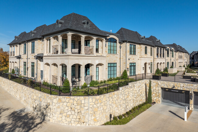 Sur Le Lac in Plano, TX - Foto de edificio - Building Photo