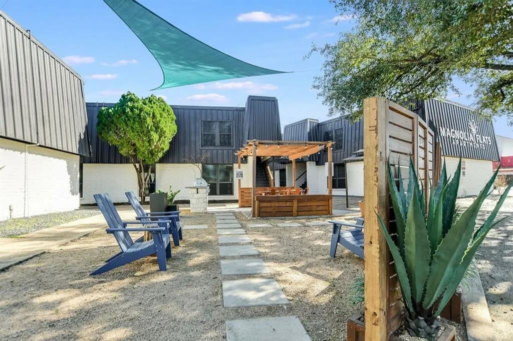 1220 W Anderson Ln.-Unit -203 in Austin, TX - Building Photo