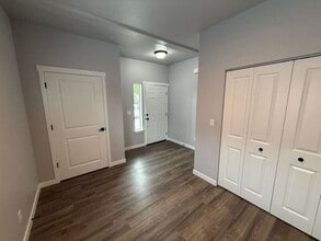 2609 Laurel Ave NE in Salem, OR - Building Photo - Building Photo