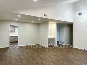 1630 Helm Dr in Oxnard, CA - Building Photo - Building Photo