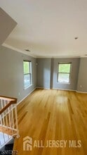 456 Great Beds Ct in Perth Amboy, NJ - Building Photo - Building Photo