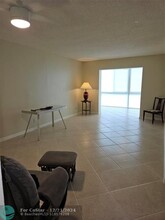 300 NE 26th Ave in Boynton Beach, FL - Building Photo - Building Photo