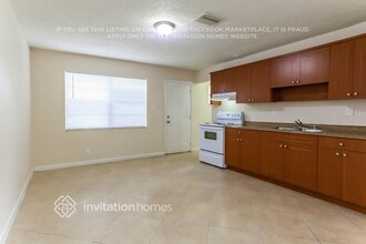 1721 SW 41st Ave in Fort Lauderdale, FL - Building Photo - Building Photo