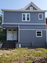 211 E 17th St in Jacksonville, FL - Building Photo