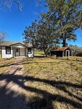 419 E Center St in Livingston, TX - Building Photo - Building Photo