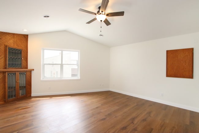 property at 10 Fond Du Lac St