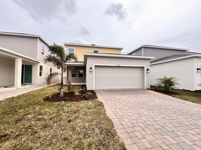 6442 Pine Warbler Wy in St. Cloud, FL - Foto de edificio