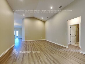 1596 Litchfield Dr in West Melbourne, FL - Foto de edificio - Building Photo