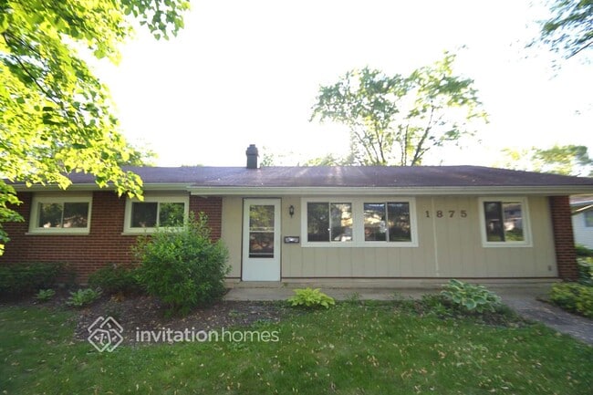 property at 1875 N Newport Rd