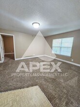 415 Avalon Dr in Louisville, TN - Building Photo - Building Photo