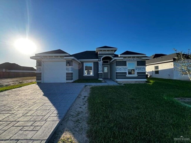 11 N 37th St in McAllen, TX - Building Photo - Building Photo