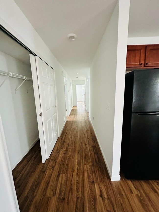 87 N 18th St in East Orange, NJ - Building Photo - Building Photo