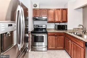 900 N Stafford St in Arlington, VA - Building Photo - Building Photo