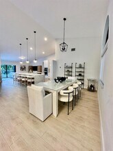 10208 SW 12th St in Pembroke Pines, FL - Building Photo - Building Photo