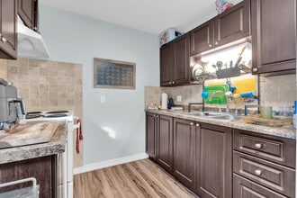 270 Elizabeth St in Guelph, ON - Building Photo - Building Photo