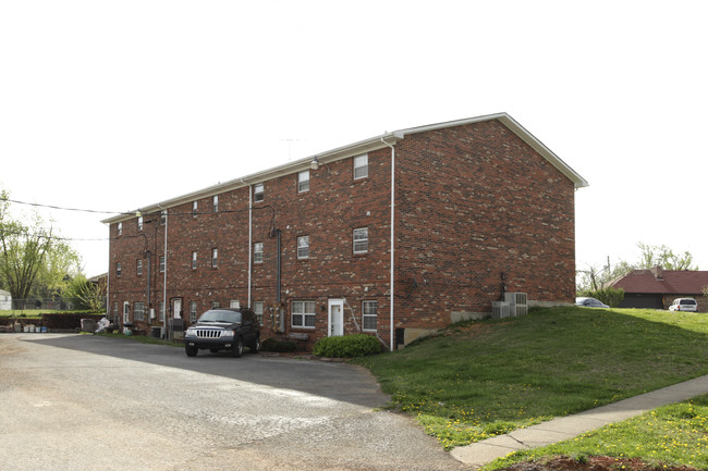 453 Seminole Ln in Radcliff, KY - Foto de edificio - Building Photo