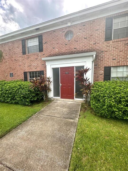 1438 Holden Ave in Orlando, FL - Building Photo