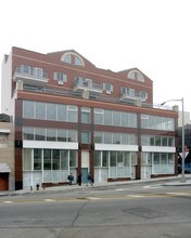 37-02 Prince St in Flushing, NY - Building Photo - Building Photo