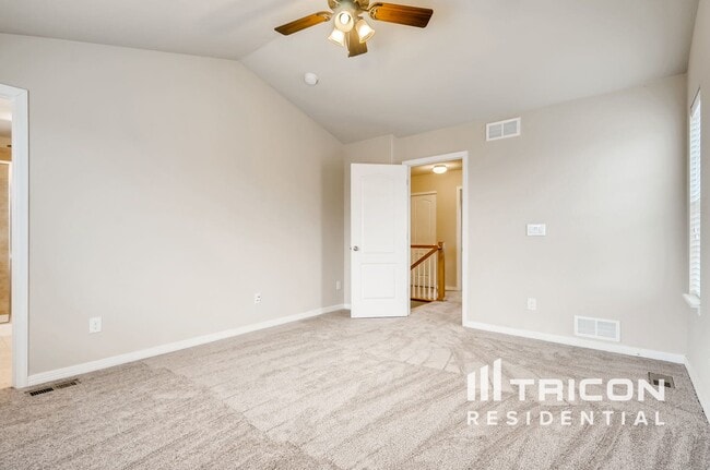 161 N Newbern Way in Aurora, CO - Building Photo - Building Photo
