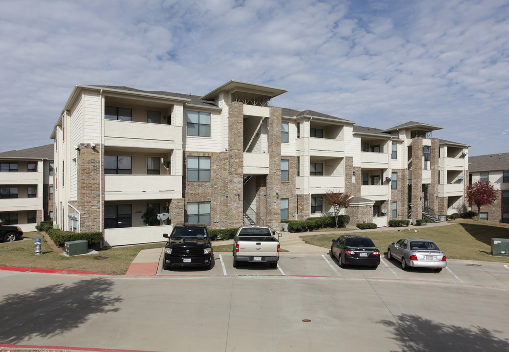 The Ventura Apartments in Mesquite, TX - Building Photo