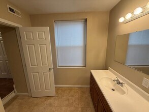 4015 Lancaster Ave in Philadelphia, PA - Building Photo - Building Photo