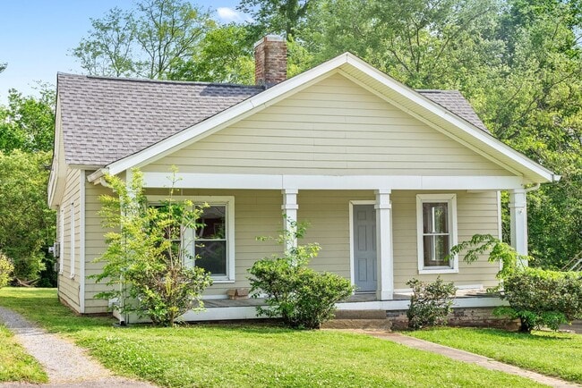 232 Georgia Ave in Clarksville, TN - Building Photo - Building Photo