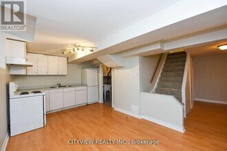 6459 Tisler Crescent in Mississauga, ON - Building Photo - Building Photo