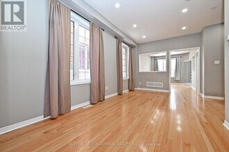 41 Big Hill Cres in Vaughan, ON - Building Photo - Building Photo