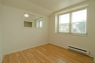 134 21st Ave N in St. Cloud, MN - Foto de edificio - Building Photo