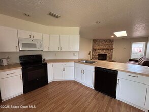 5145 Walton Ave in Titusville, FL - Building Photo - Building Photo