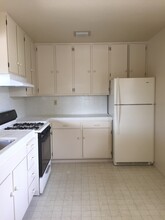 205 Dunecrest Ave, Unit 1 in Monterey, CA - Building Photo - Building Photo