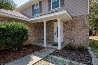 6707 Cedar Ridge Cir in Milton, FL - Foto de edificio - Building Photo