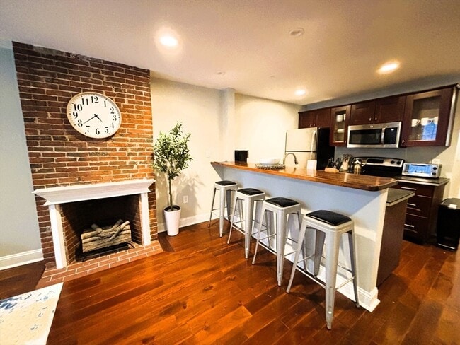 60 Exeter St, Unit 2 in Quincy, MA - Building Photo - Building Photo