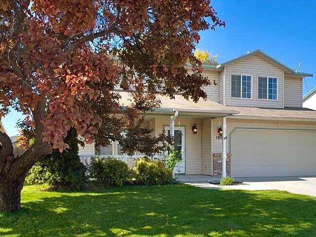 18085 Royal Way in Nampa, ID - Building Photo - Building Photo