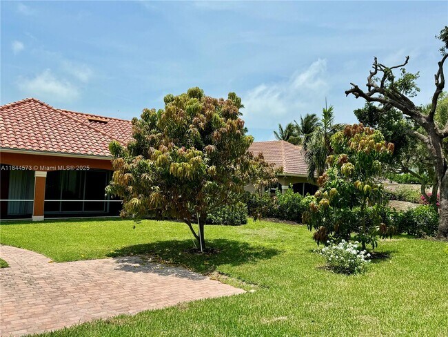 1740 Ludlow Rd in Marco Island, FL - Building Photo - Building Photo
