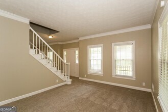 1177 Justin Ln in Lithonia, GA - Foto de edificio - Building Photo