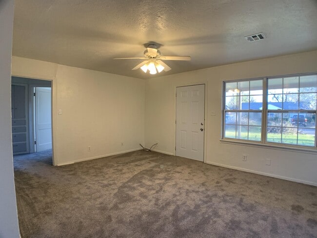 409 W Himes St in Norman, OK - Building Photo - Building Photo