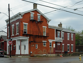 1132 Banklick St in Covington, KY - Foto de edificio - Building Photo