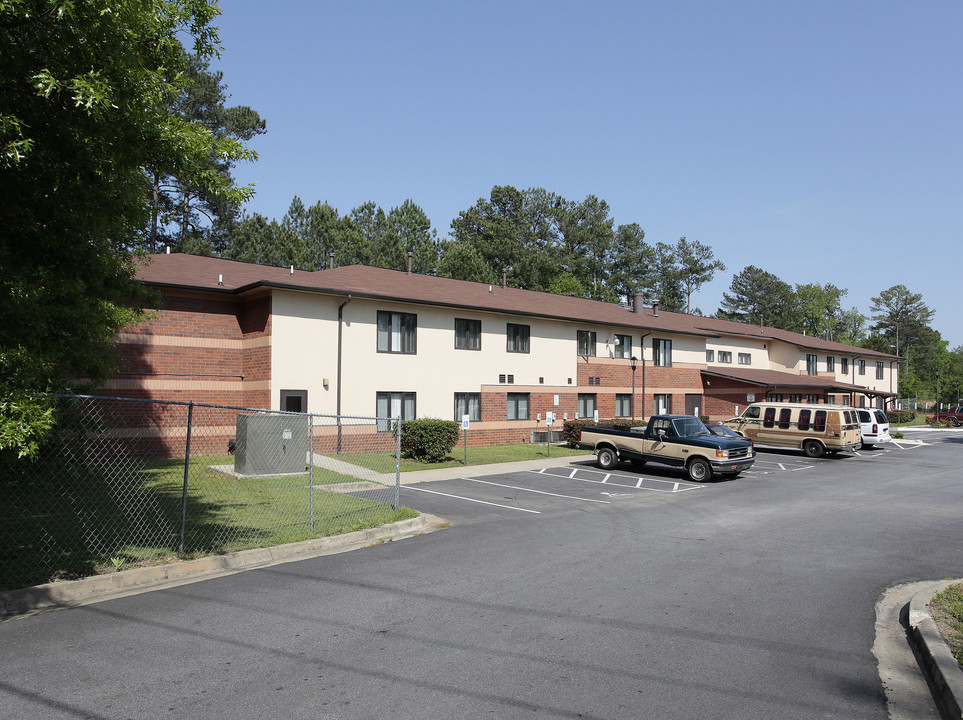 Atlanta Handicap Manor in Atlanta, GA - Foto de edificio