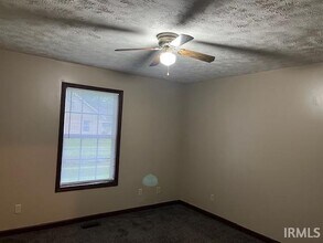 102 N Seminary St in Princeton, IN - Building Photo - Building Photo