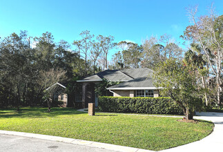 10 Holly Fern Chase in Ormond Beach, FL - Building Photo - Building Photo