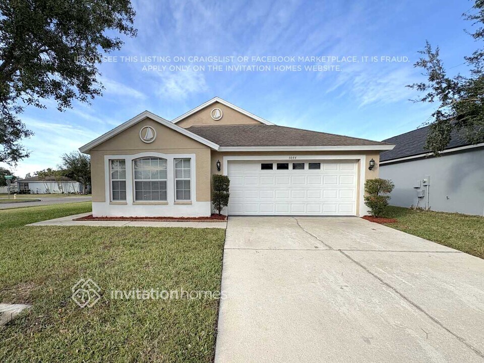 6644 Rock Bridge Ln in Ellenton, FL - Foto de edificio