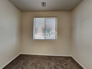 743 W Calle Ocarina in Sahuarita, AZ - Building Photo - Building Photo