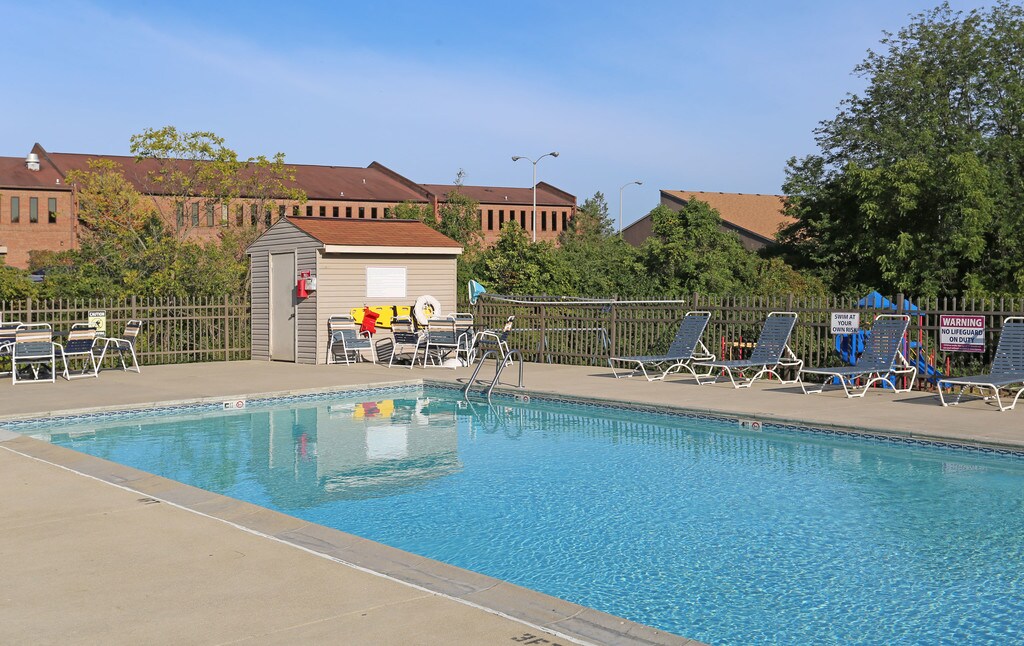 Brook Run Apartment Complex in Florence, KY