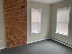 23 Babcock St, Unit 1 in Hartford, CT - Building Photo - Building Photo