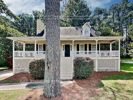 386 Nottingham Dr in Douglasville, GA - Building Photo