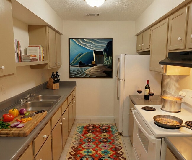 Robindale-East Apartments